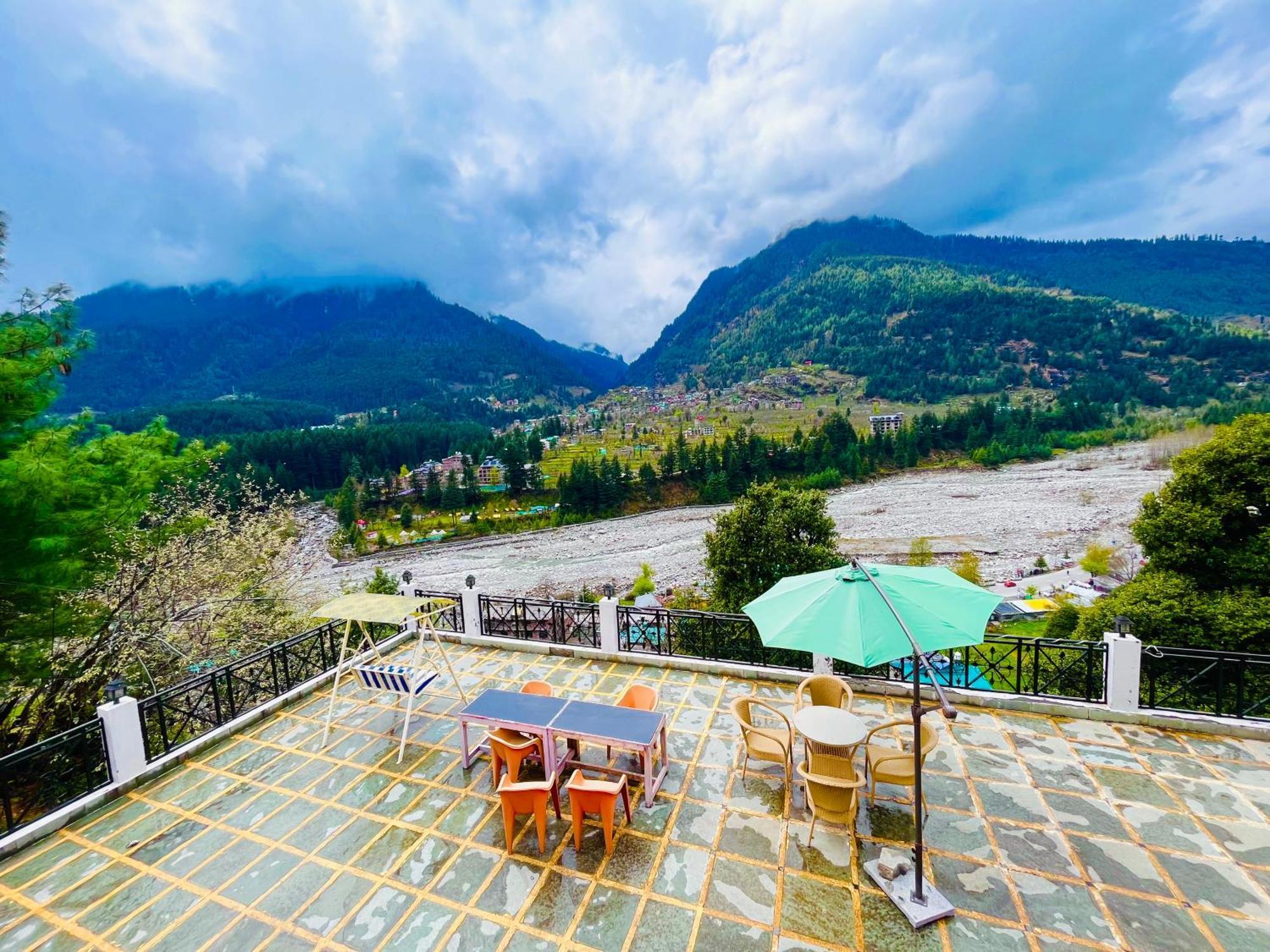 Snow Clad Riverview Hotel & Resort, Manali Eksteriør billede