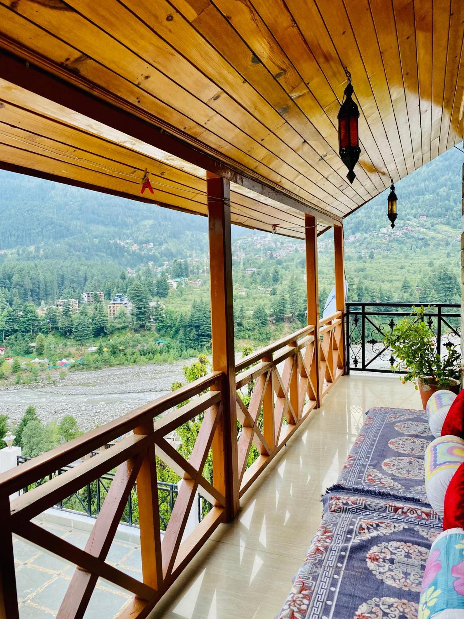 Snow Clad Riverview Hotel & Resort, Manali Eksteriør billede